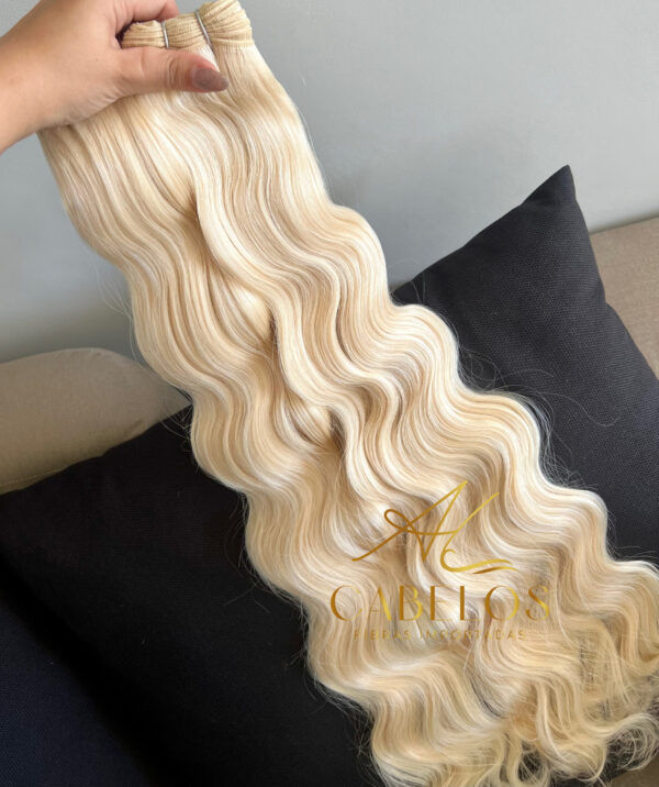 Cabelos Telado/Tecido Loiro Claro Ondulado Fibra Russa. 200g 60cm - Imagem 2