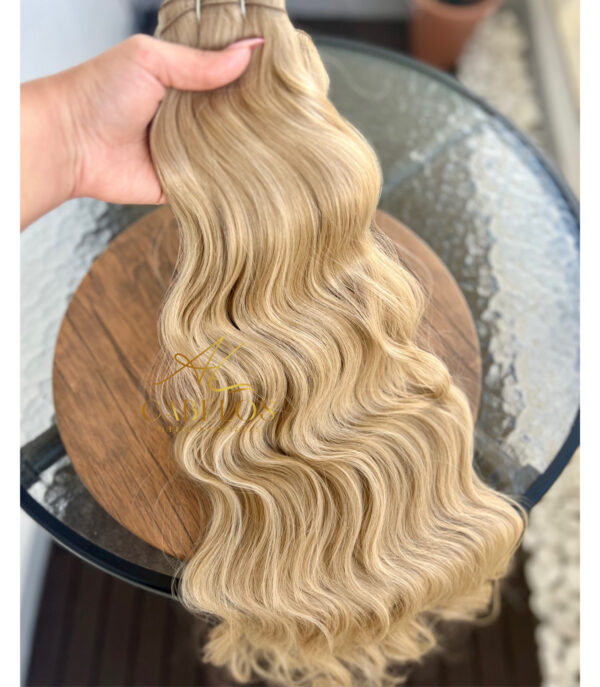 Cabelo Telado/Tecido Loiro Perolado Ondulado Fibra Russa Ultra Realista 200g 60cm. - Imagem 4