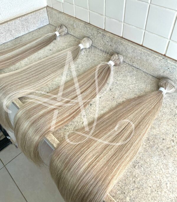 Cabelo Telado/Tecido Mesclado Claro Liso Fibra Russa 70cm 150g - Imagem 5